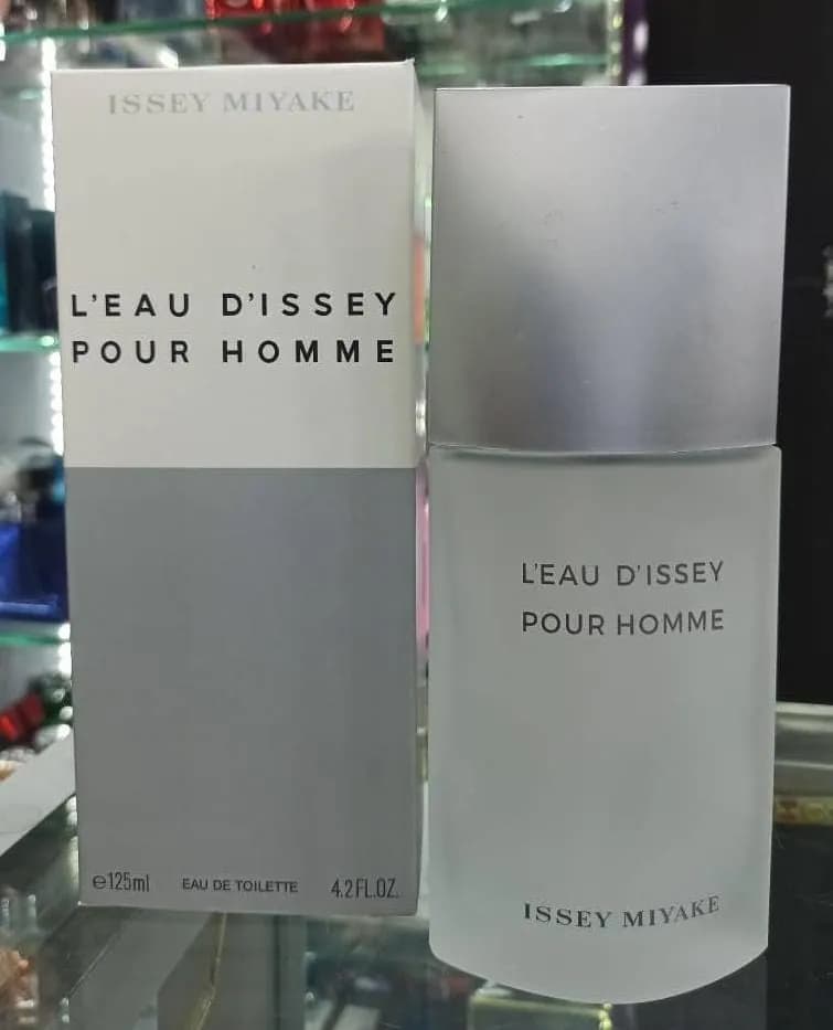 ISSEY MIYAKE